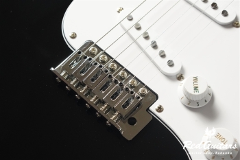 LE-1Z-3S - Black/M
